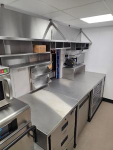 Greggs Castleford Retail Cleaning